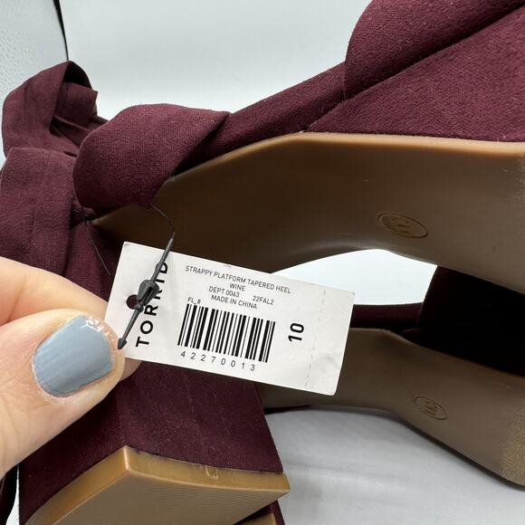 Torrid Strappy Platform Tapered Heeled Sandals Wrap Around Ankles NEW Size 10W - Picture 4 of 8